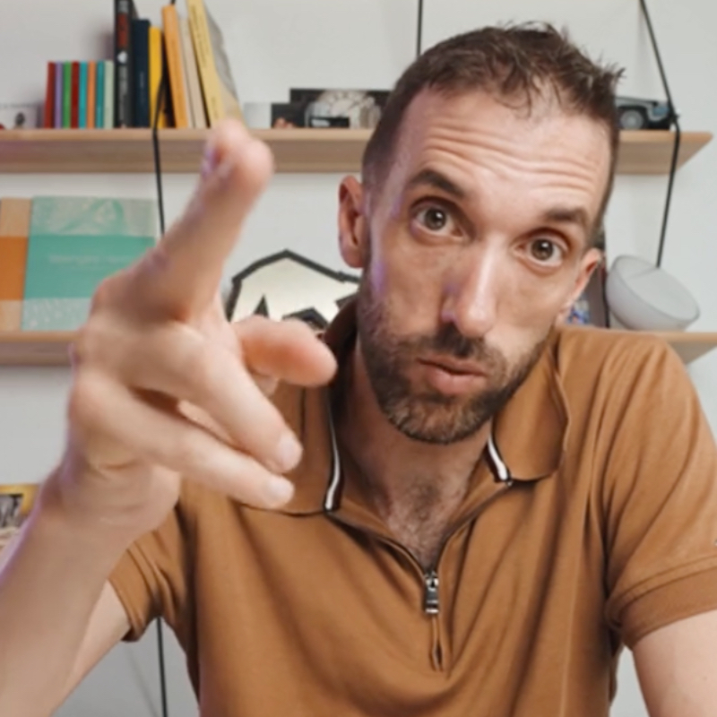 « C’est une énorme erreur ! » Erwan revient sur le fail IA du nouveau générique de la Ligue de Football Professionnel